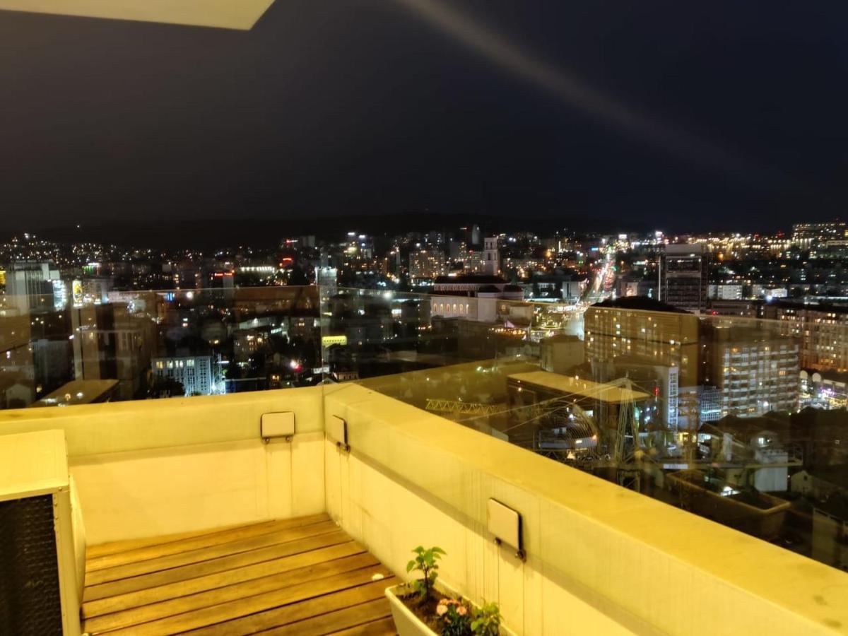 Luxury Sky View Apartment Pristina Exterior foto