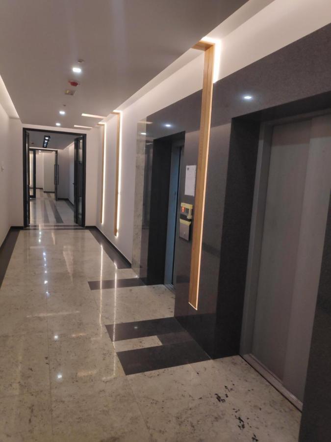 Luxury Sky View Apartment Pristina Exterior foto