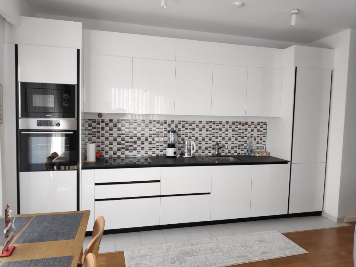 Luxury Sky View Apartment Pristina Exterior foto