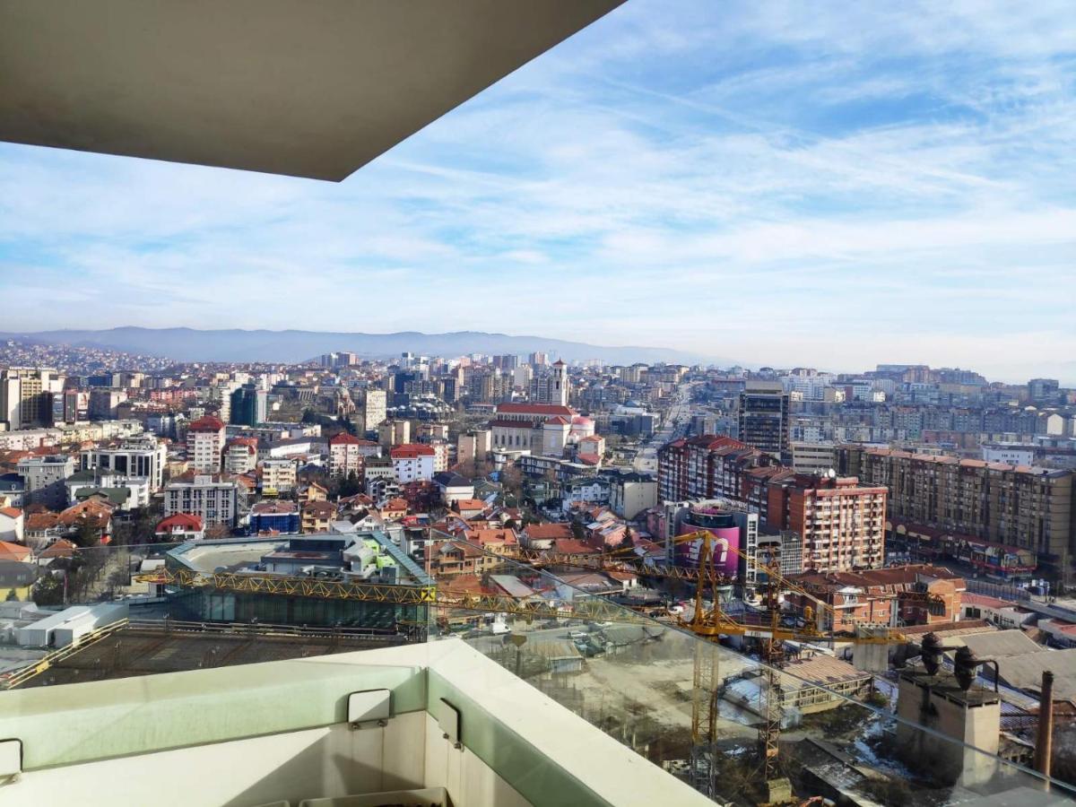 Luxury Sky View Apartment Pristina Exterior foto